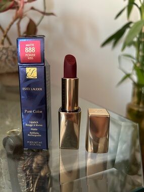 Estée Lauder Pure Color Matte in Power Kiss
